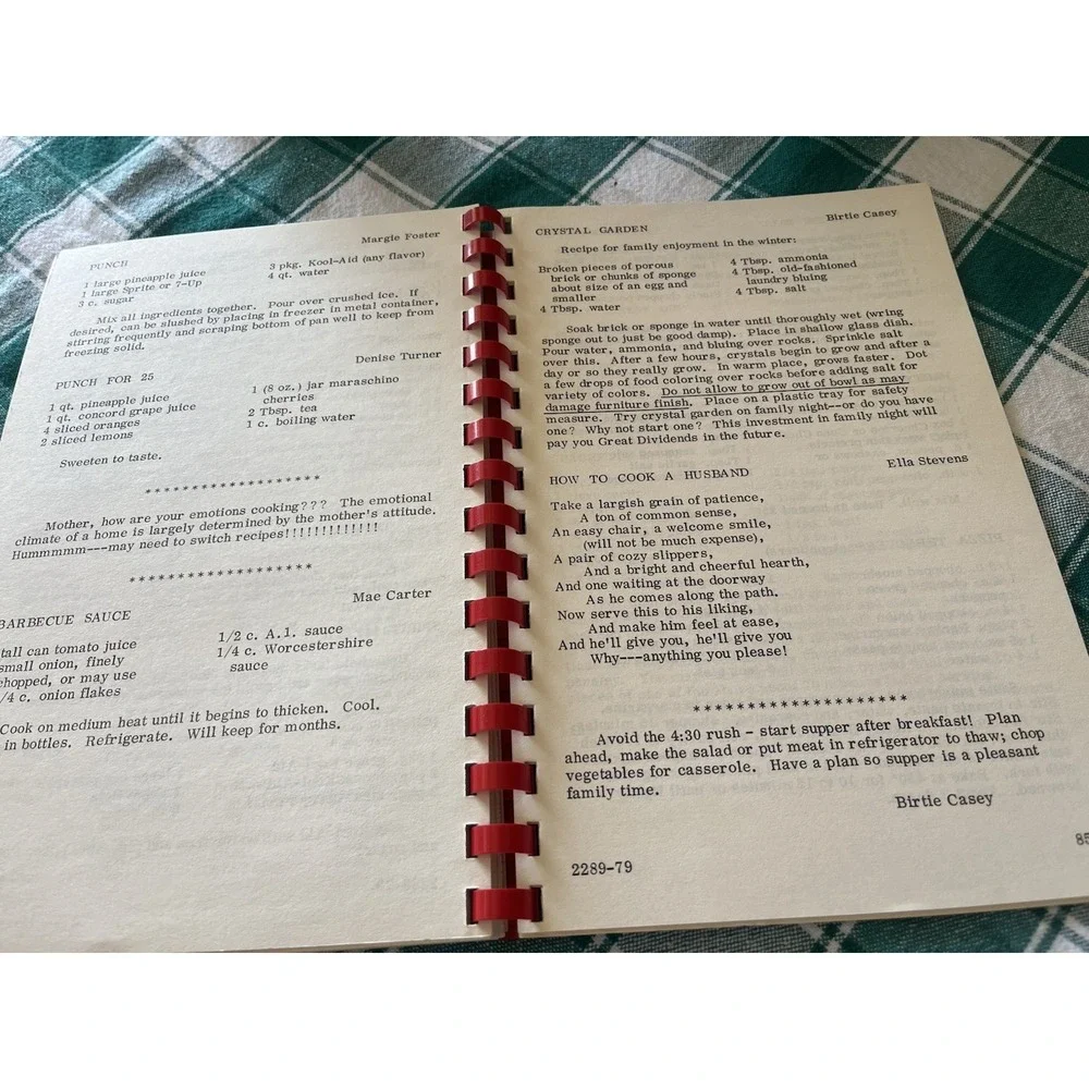 Church Cookbook United Penecostal Church Hennepin Oklahoma Vintage Spiral Bound